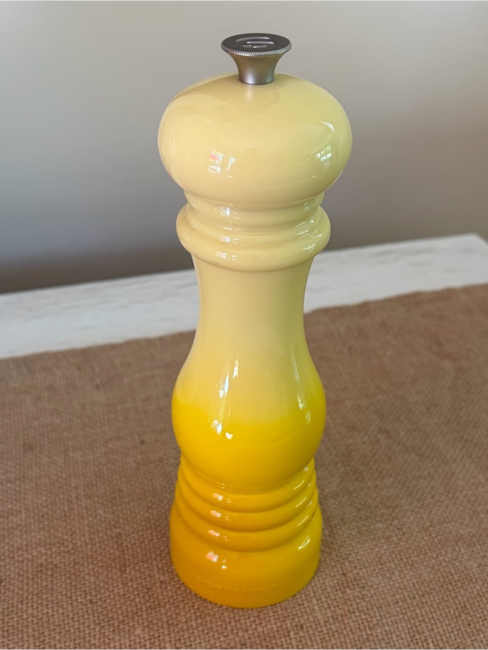 Le Creuset Yellow Salt Mill Grinder❤️